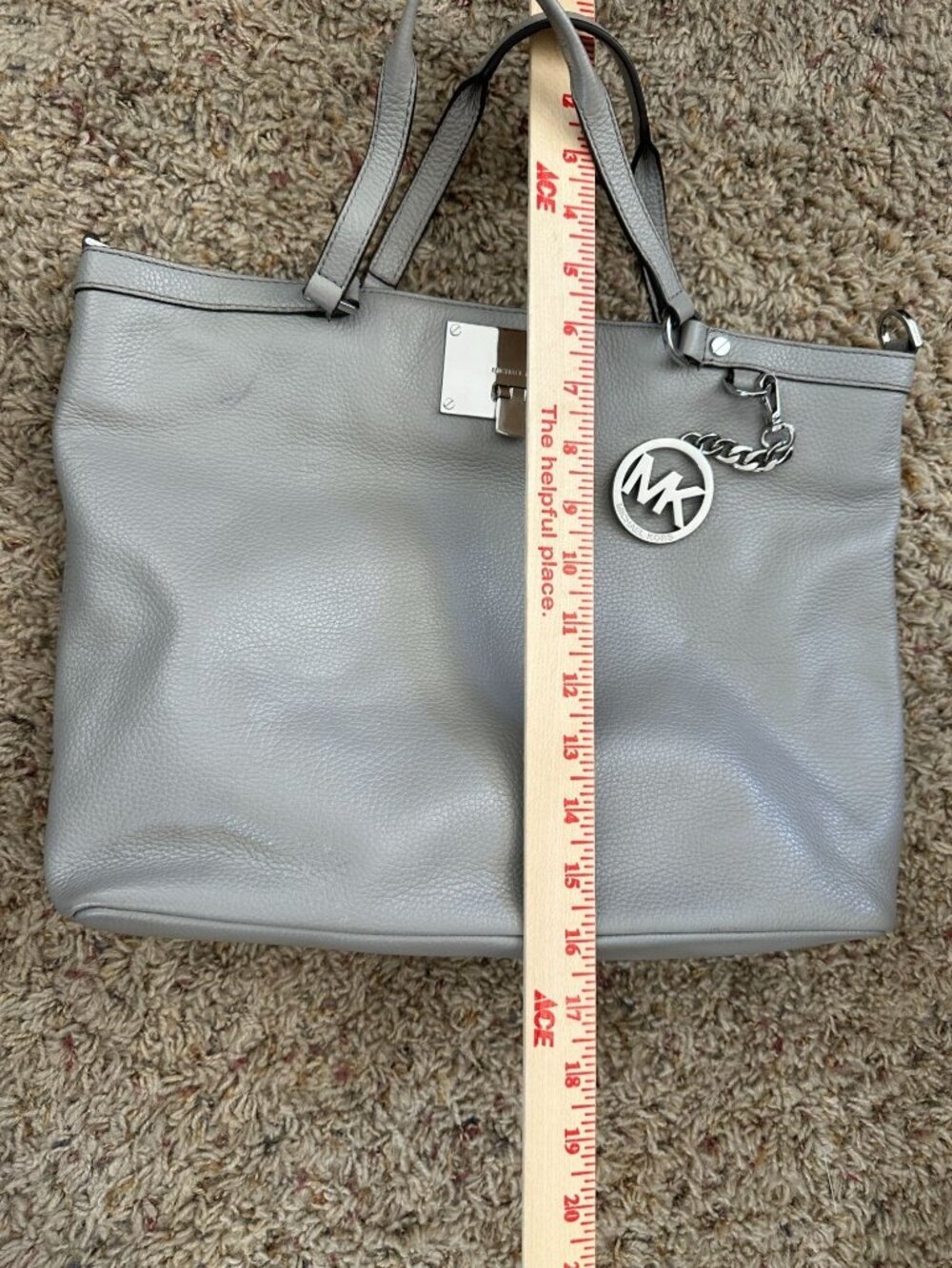 Michael Kors Grey Pebbled Leather Tote Bag Logo Lining Silver Hardware & Charm - Picture 8 of 9